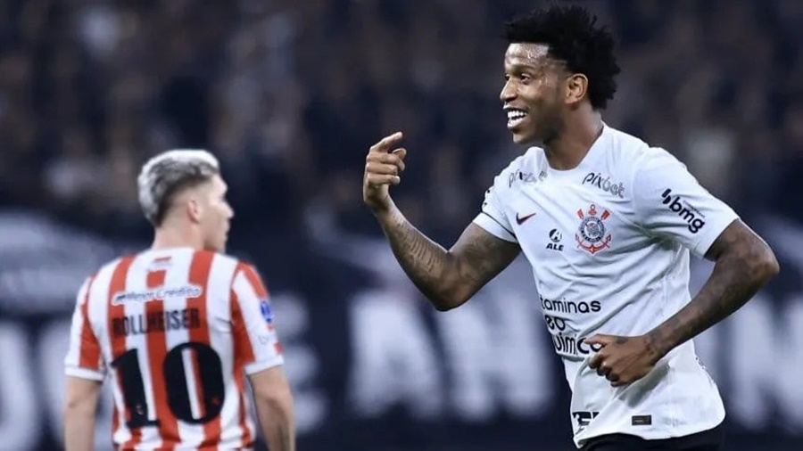 Copa Sudamericana: Corinthians de local se impuso por la mínima ante Estudiantes de La Plata y se quedó con la ida de la Copa Sudamericana