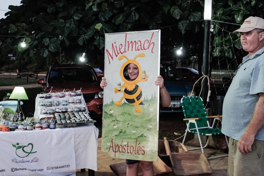 Misiones: En la localidad de Tres Capones, más de 50 feriantes participaron de la Primera Feria de Emprendedores y Artesanos