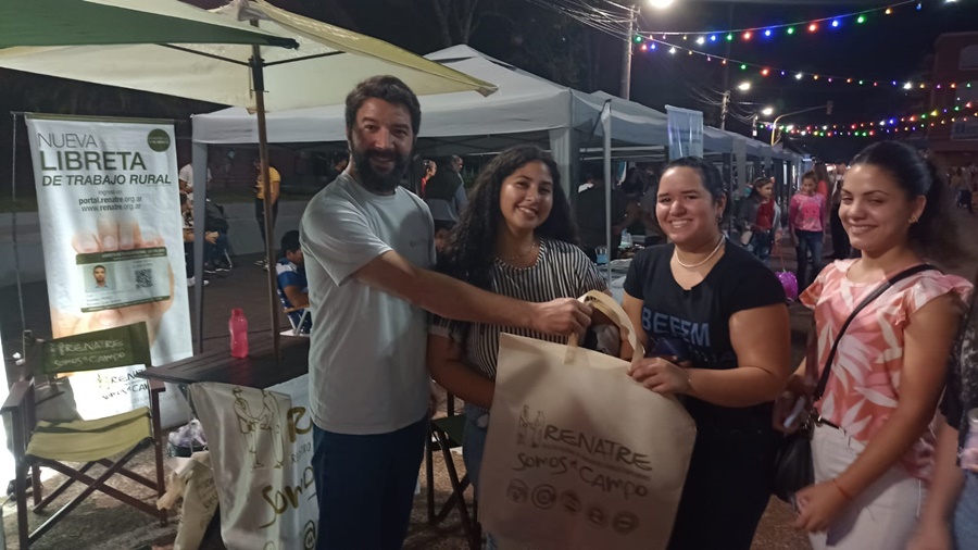 El RENATRE participó de la “Feria de la Noche de la Agri-Cultura y Turismo” en Misiones