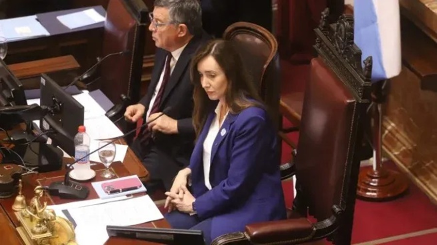 La Vicepresidente sumó su primer triunfo ante el kirchnerismo: Victoria Villarruel consiguió el quórum y logró designar al libertario Bartolomé Abdala como Presidente Provisional del Senado