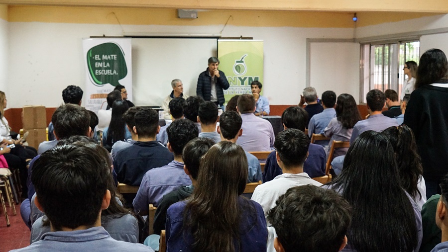 El Mate en la Escuela: El Presidente el INYM destacó la importancia de la vinculación entre el sector público y el privado