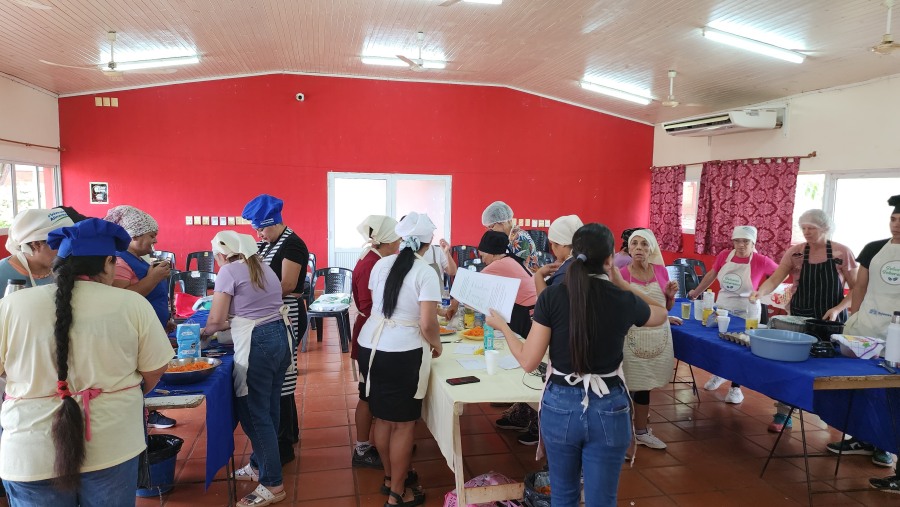 Panificados Saludables en Apóstoles: Con una importante participación se realizó el Taller de Sabores Soberanos