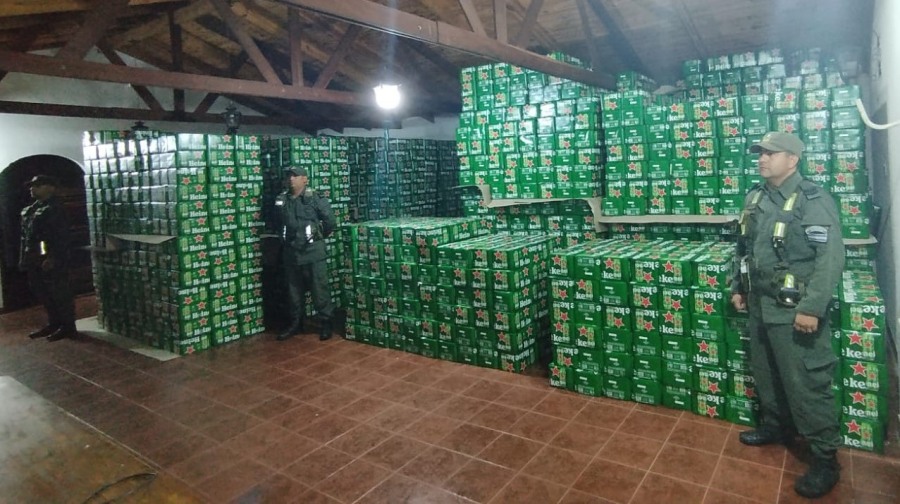 Gendarmería Nacional incautó millonaria carga de bebidas alcohólicas de origen extranjero