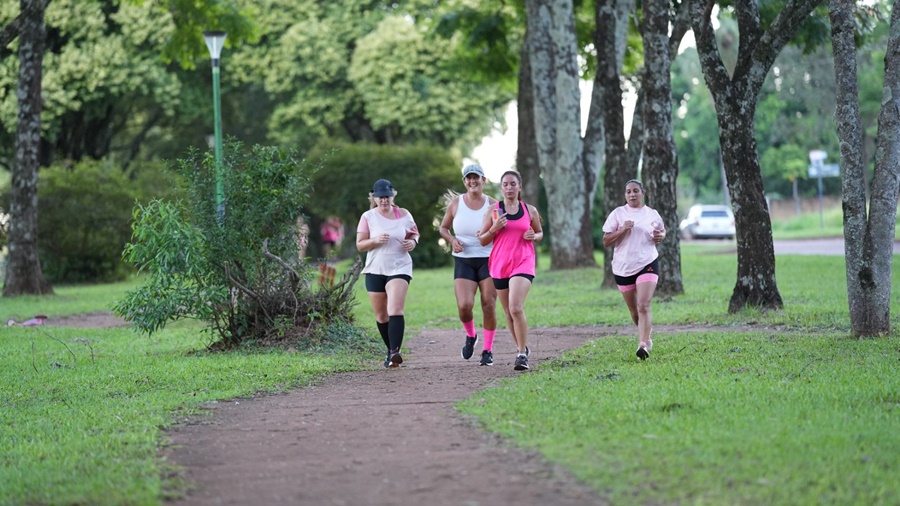 Con más de 500 participantes se realizó el "Running 6K" en el marco por el Mes de la Mujer en la ciudad misionera de Apóstoles