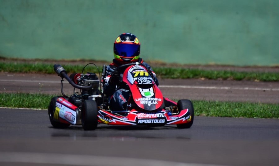 Misionero de Karting en Pista: El piloto apostoleño Uriel Husulak tuvo un gran avance y terminó en el séptimo puesto en el Kartódromo Ciudad de Oberá