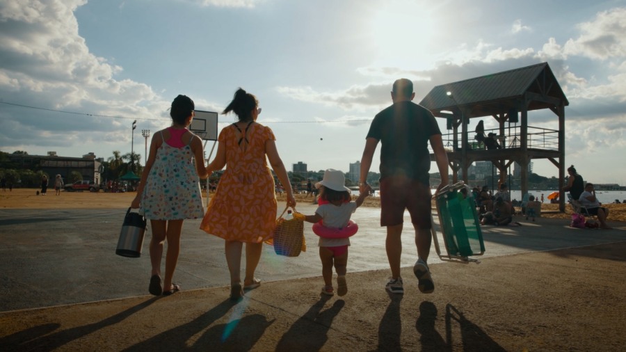 La ciudad misionera de Posadas vive la temporada de verano con gran afluencia en sus espacios al aire libre