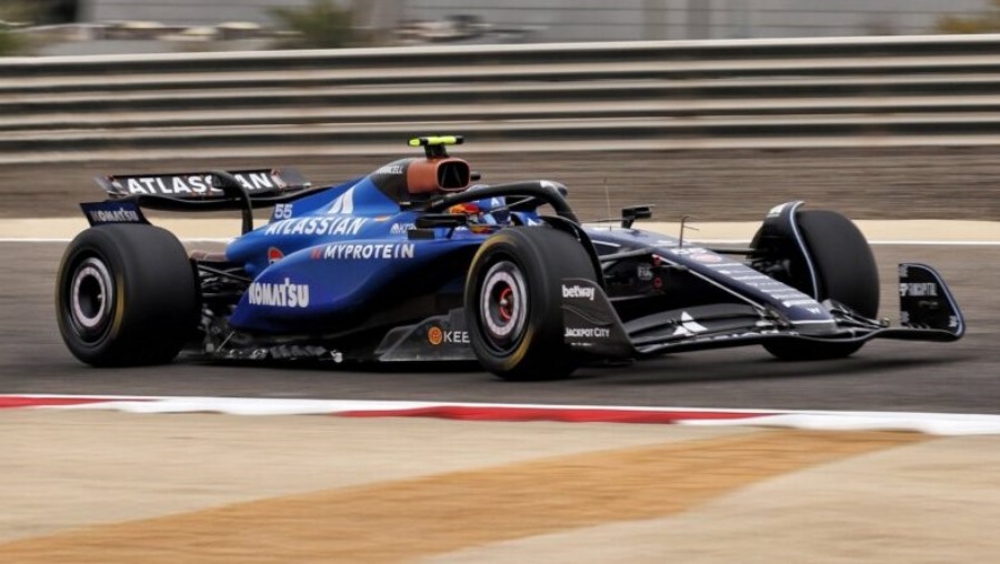 Fórmula 1: Carlos Sainz lideró la segunda jornada de pretemporada en Bahrein con el Williams, el español sorprendió al lograr el mejor registro, por delante de las Ferrari y los Mercedes