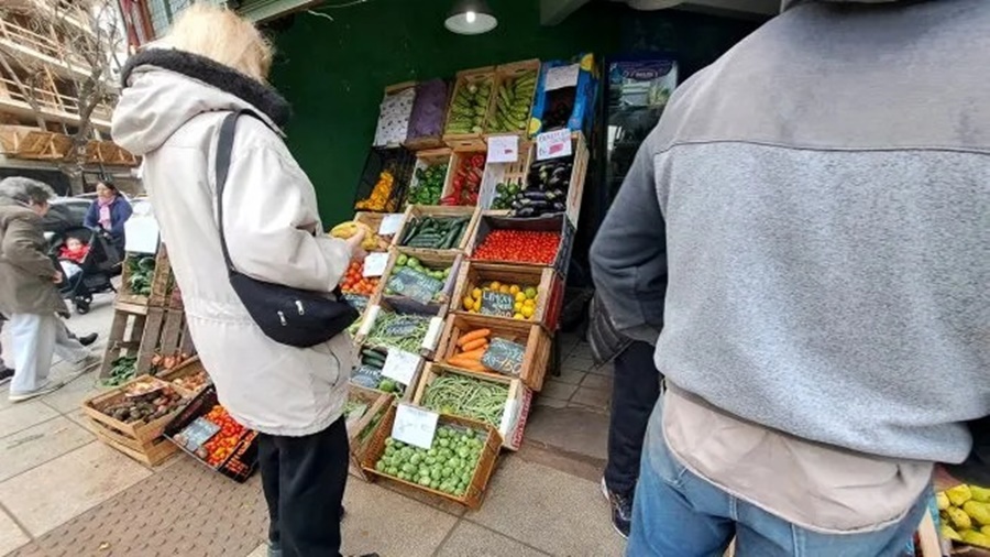 INDEC: Canasta básica saltó 14,3% en Agosto, una familia tipo necesitó casi 284.687 pesos para no ser pobre