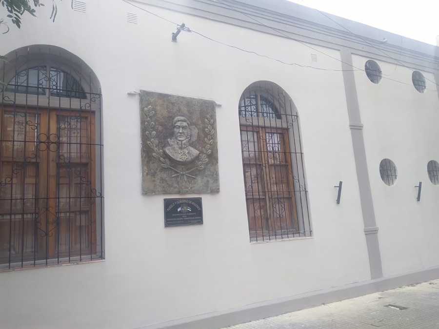 Posadas: Vuelve a abrir sus puertas la Biblioteca Popular Granadero Chepoyá