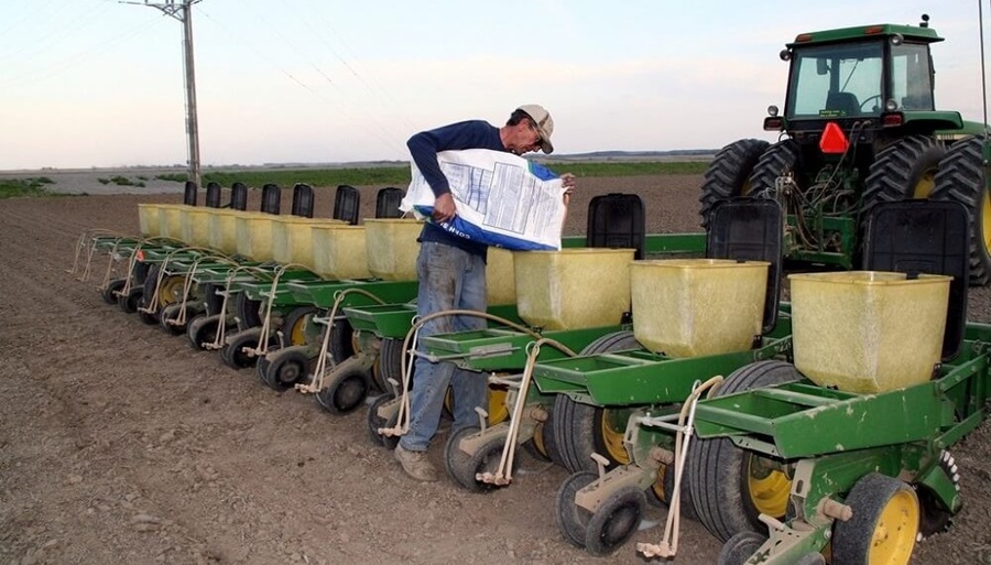 La oferta de fertilizantes, el frente tormentoso que no se despeja para el agro