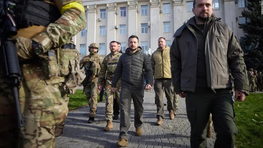 La revista TIME nombra persona del año a Volodymyr Zelensky y "el espíritu de Ucrania"