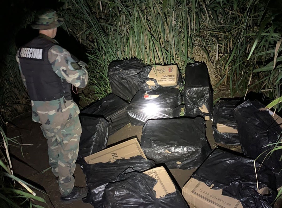 Prefectura Naval secuestró un cargamento de cigarrillos ilegales en Misiones