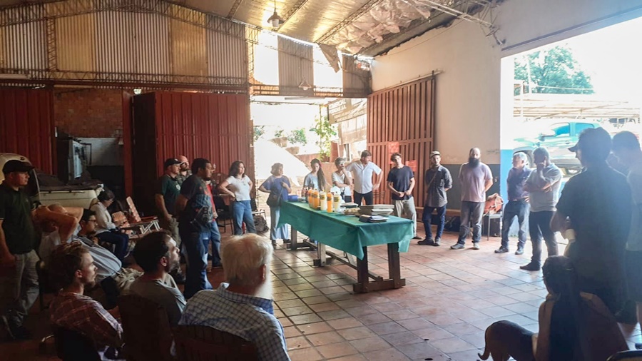 Yerba orgánica y artesanal, con destacado cuidado ambiental desde la planta hasta el paquete