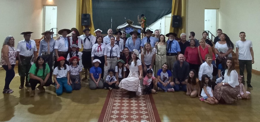 Se recordó el día Nacional del Gaucho Argentino y homenaje a Don Ramón Ayala en Apóstoles