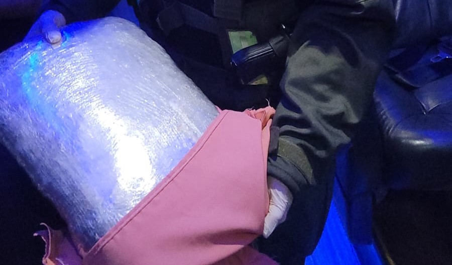 Una detenida por llevar marihuana entre sus pertenencias: Era pasajera de un ómnibus de larga distancia