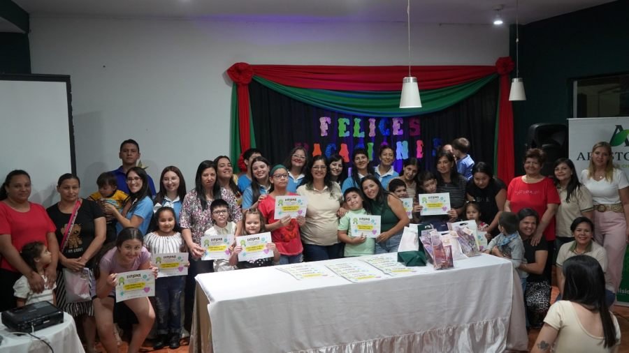 Apóstoles: Emotivo cierre del Ciclo Lectivo 2025 en la Sala Multisensorial, fue un sencillo y emotivo acto, donde se entregaron presentes a cada asistente