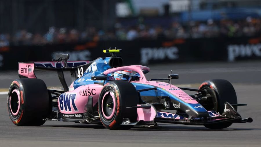Fórmula 1 en Silverstone: Enorme carrera de Franco Colapinto remontó 10 posiciones, volvió a sumar puntos y Charles Leclerc de Ferrari ganó por primera vez en el año