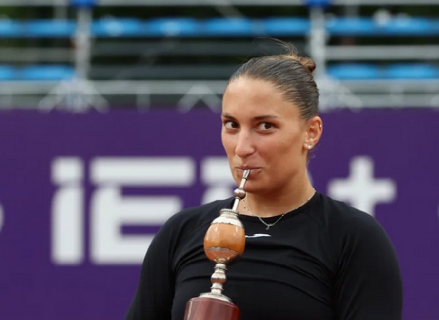 Tenis: La húngara Panna Udvardy se consagró en el IEB+ Argentina Open WTA 2025 Tenis: La húngara Panna Udvardy se consagró en el IEB+ Argentina Open WTA 2025