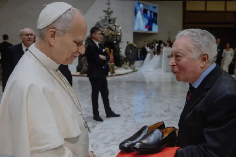 El zapatero de los Papas: León XIV “es un hombre sencillo. Quiso los zapatos solo negros”