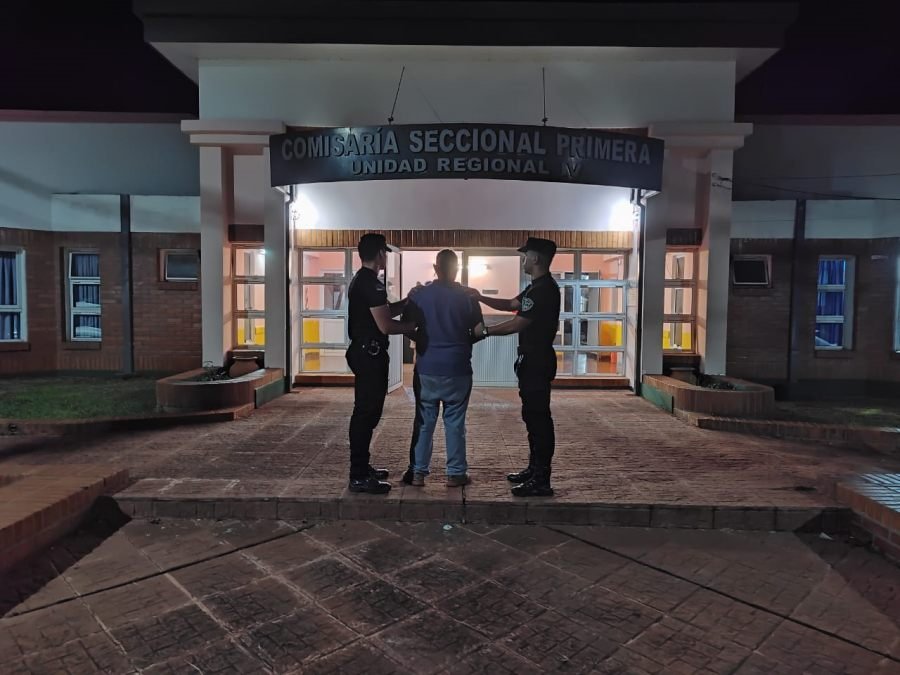 Detuvieron a un individuo y recuperaron estructuras de hierro robadas de un taller municipal en el Municipio misionero de Puerto Rico