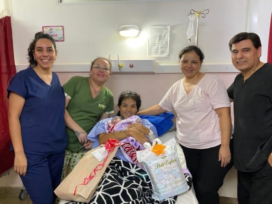 Cloe es la primera bebé del año 2026 en la provincia de Misiones