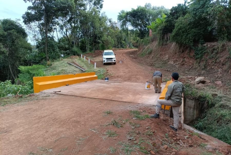 Un nuevo puente urbano en el área urbana en el Municipio de Bernardo de Irigoyen brinda conectividad vial segura