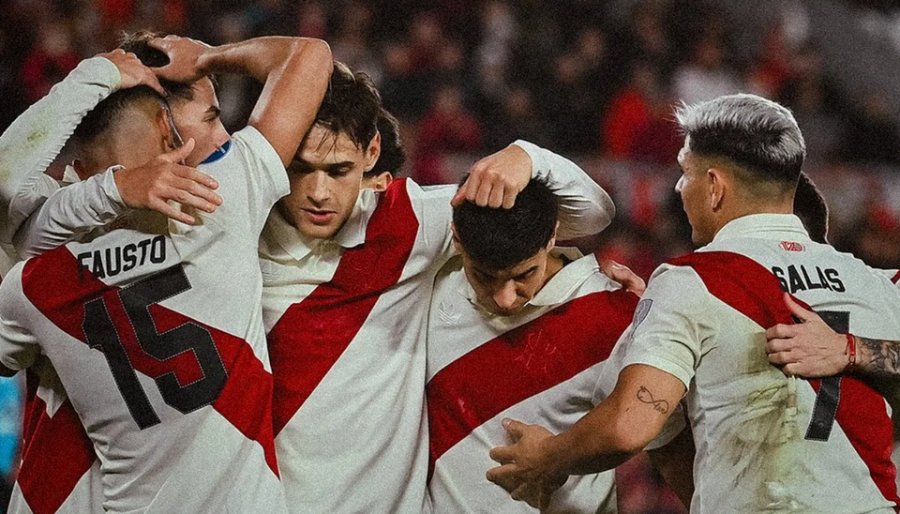 Copa Sudamericana: De la mano de los "pibes", River Plate goleó al flojo Blooming de Bolivia y terminó como líder del grupo