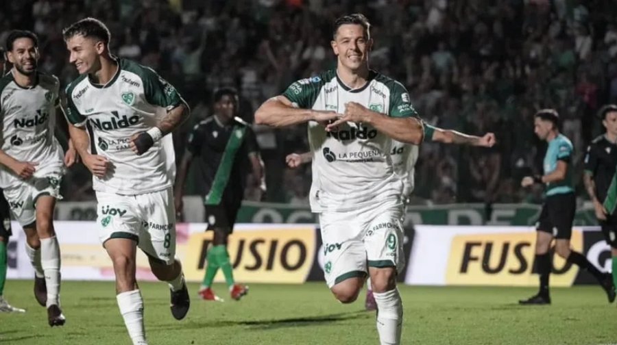 Sarmiento de Junín venció a Banfield y logró el primer triunfo en Torneo Apertura