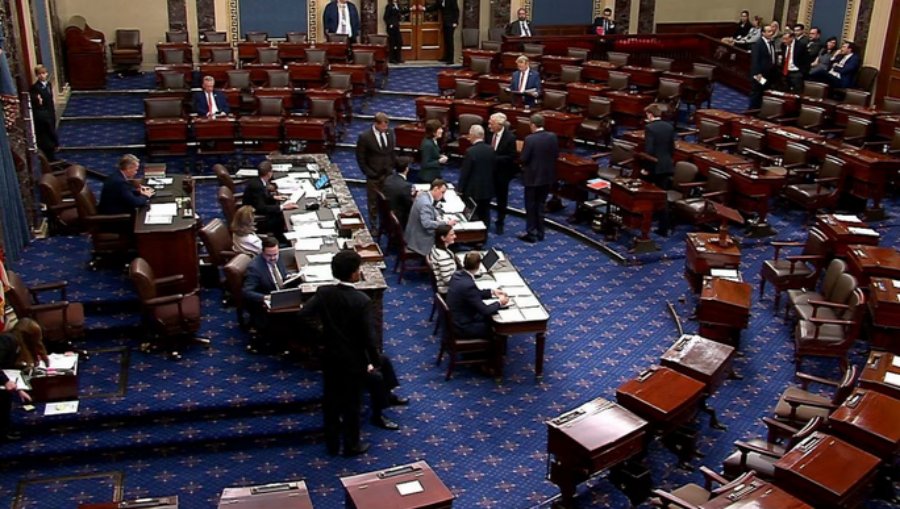 El Senado de Estados Unidos vota a favor de poner fin al cierre del Gobierno y envía el Proyecto de Ley a la Cámara de Representantes