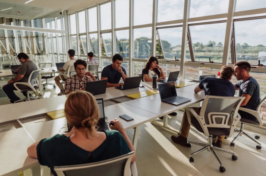 Silicon Misiones lanza “Viernes Tech”, un nuevo ciclo de charlas y networking para el ecosistema innovador