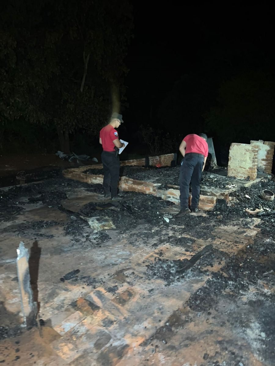 Incendio fatal en la localidad de Guaraní: Un joven falleció y detuvieron a un presunto sospechoso