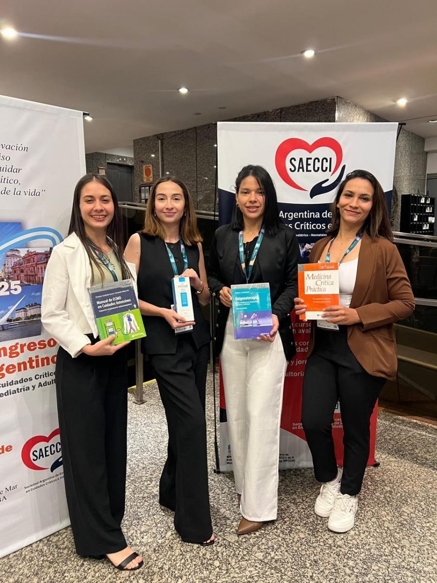 Enfermeras del Hospital Dr. Ramón Madariaga de Posadas obtuvieron el Primer Premio Nacional por un trabajo que fortalece la humanización del Cuidado en Pacientes Críticos