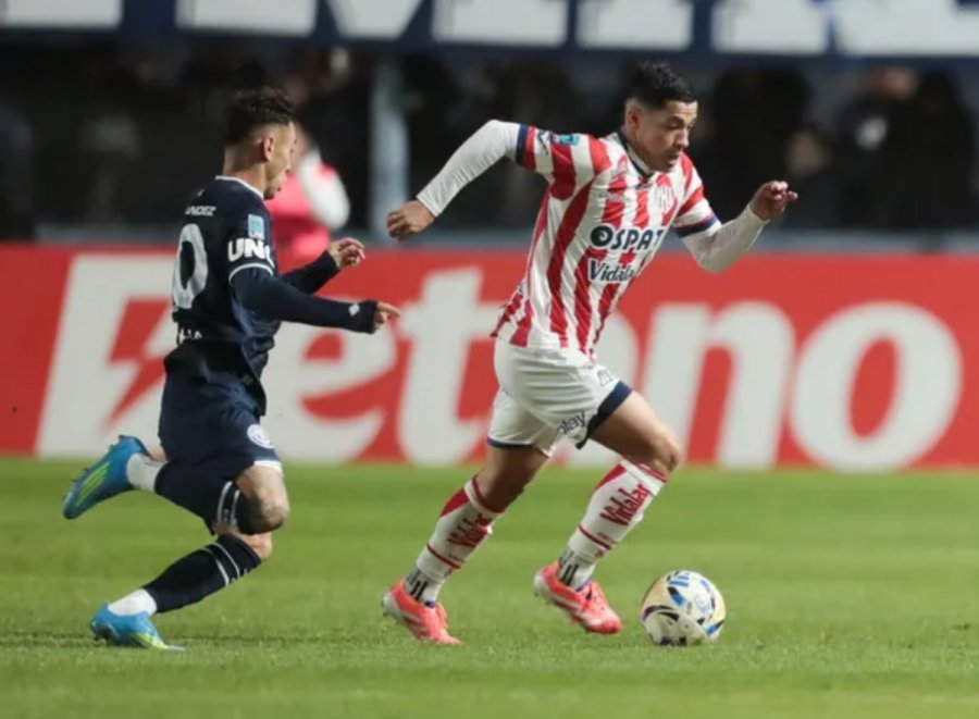 Batacazo de Unión de Santa Fe, eliminó a Independiente Rivadavia de Mendoza del Torneo