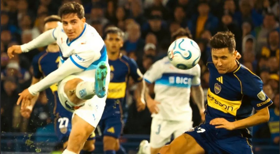 Boca Juniors cayó de local ante Universidad Católica de Chile y quedó eliminado de la Copa Libertadores en fase de grupos