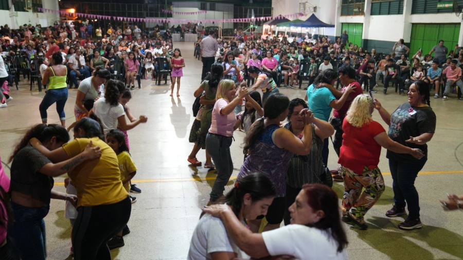 El Municipio misionero de Apóstoles rindió homenaje a sus madres